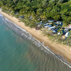 Ellis Oceanfront Palm Cove